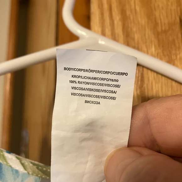 $109 La Blanca In the Moment tropical floral swim coverup. Lightweight. Sz Large - Picture 9 of 14